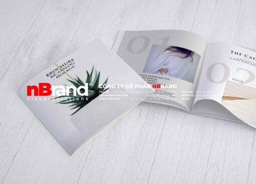 Hồ sơ thiết kế - Brochure Design Catalog Brochure Mockup 2 1024x737 1