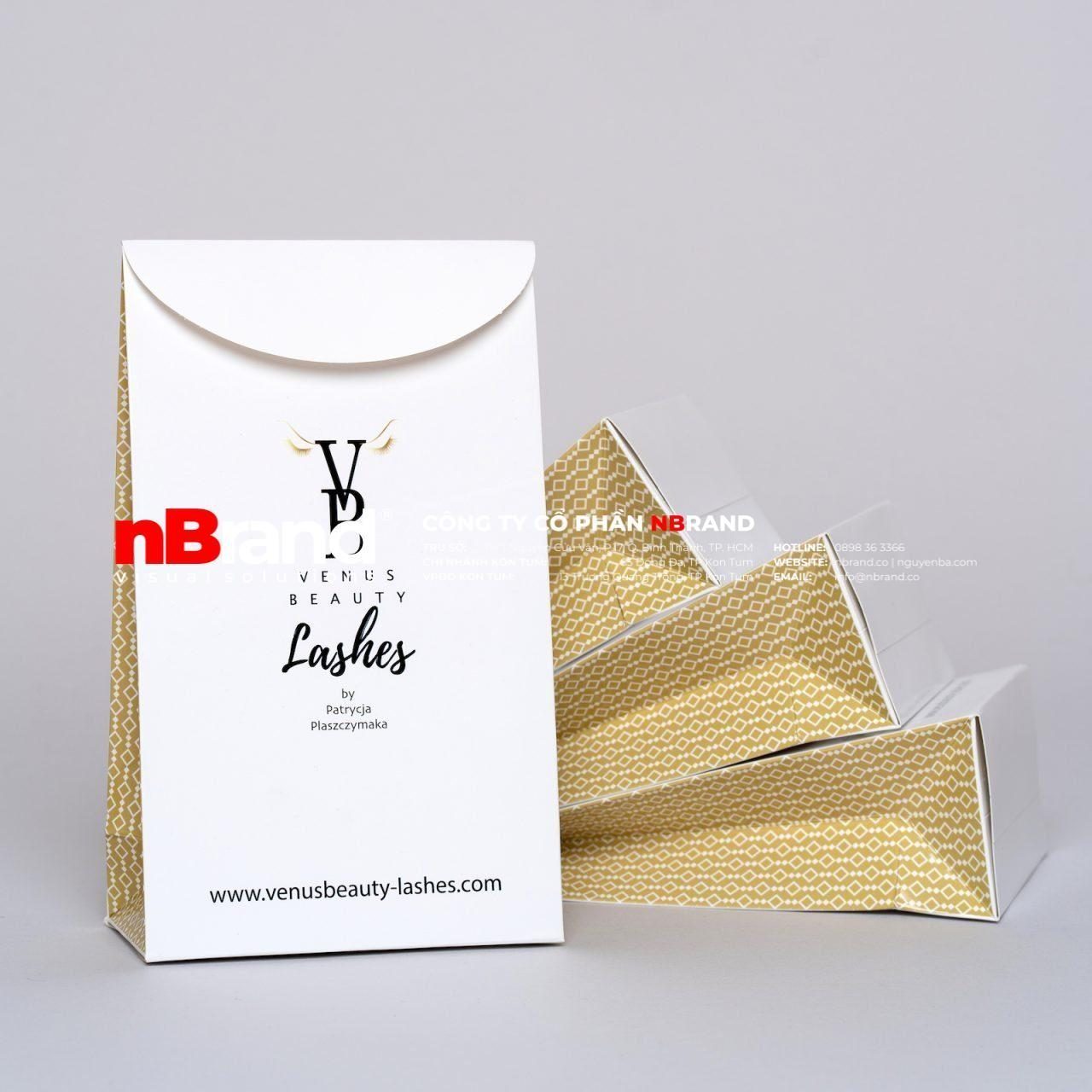 Custom-Printed-Gift-Bags-1-1280x1280 Túi Giấy Có Nắp - Gift Bag Custom Printed Gift Bags 1 1280x1280 1