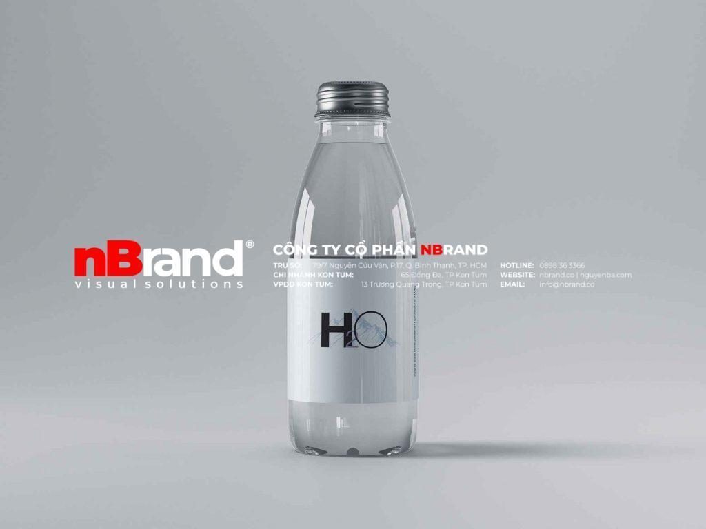Mini-Glass-Water-Bottle-Mockup-1024x768 Nhãn Chai Nước - Watter Bottle Labels Mini Glass Water Bottle Mockup 1024x768 1