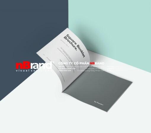 Hồ sơ thiết kế - Brochure Design Square Brochure Mockup 1 1024x904 1