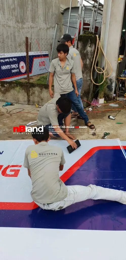 Bảng hiệu Decal Bảng hiệu Decal