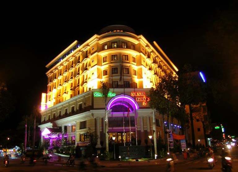 Thiết kế, thi công bảng hiệu quảng cáo led khách sạn tại Kon Tum và Măng Đen 1672045650 631 Thiet Ke Thi Cong Bang Hieu Quang Cao Led Khach