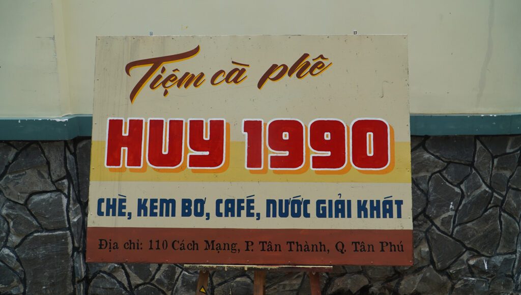 Người vẽ bảng hiệu phong cách Sài Gòn xưa - phong cách RETRO Bang 6 8949 1659548606 3404 1659548772