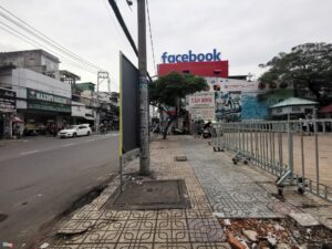 Bảng hiệu Facebook xuất hiện ở Việt Nam