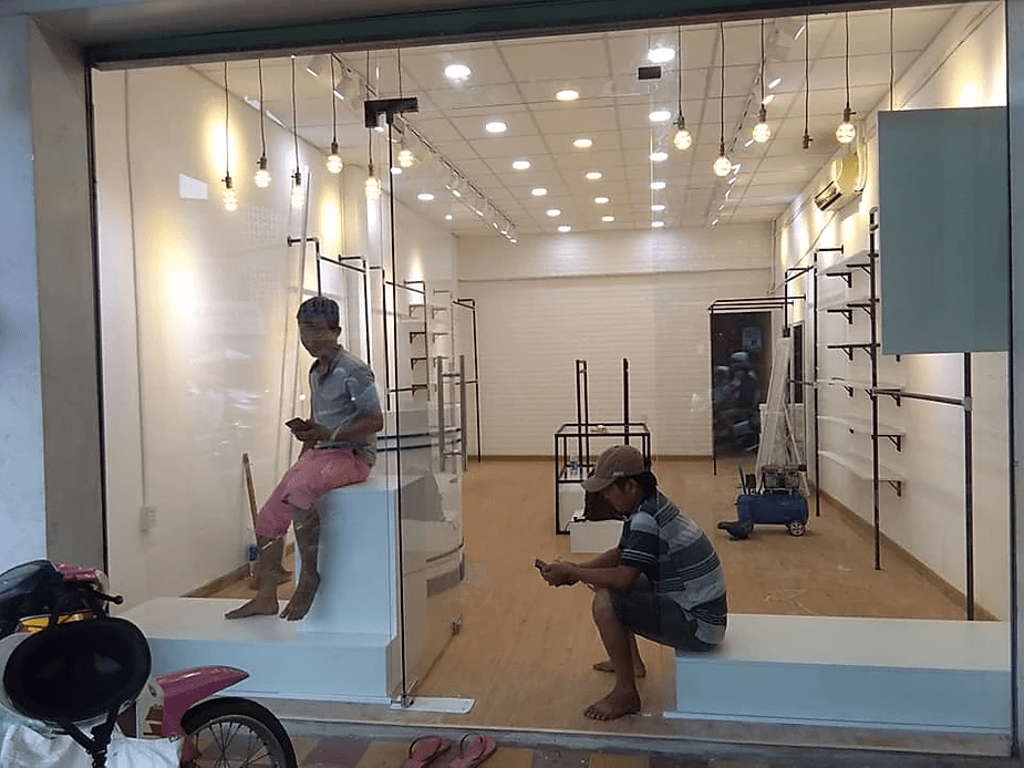 Thiết kế thi công trọn gói trang trí cửa hàng showroom tại Măng Đen chuyen thiet ke thi cong shop ao quan tai thanh pho ho chi minh sai gon 5