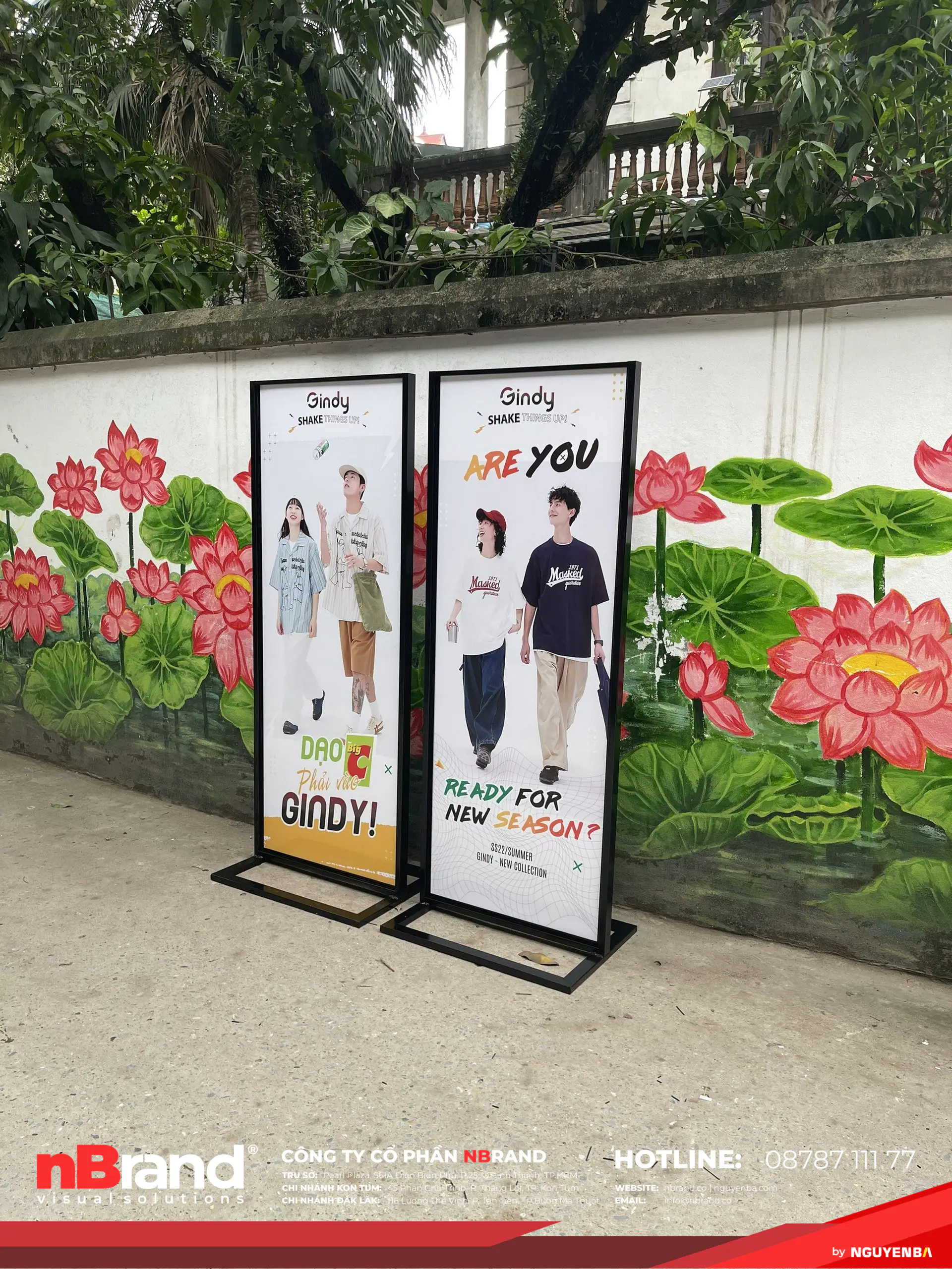 Standee chân sắt 13 Standee chân sắt z3942292570320 c0bea21c245baeaf82c875936f7e4916