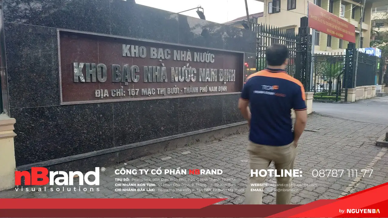 Thi công bảng hiệu cổng ra vào cơ quan tại Kon Tum 13 Thi công bảng hiệu cổng ra vào cơ quan tại Kon Tum 1589641452 am thanh hoi truong san khau phong hop