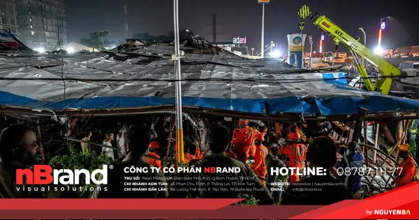 Bảng quảng cáo sập đè trạm xăng, nhiều người thương vong ở Ấn Độ 14 Bảng quảng cáo sập đè trạm xăng, nhiều người thương vong ở Ấn Độ an do 17156421632401018824014 83 0 619 1024 crop 17156421784921724374630