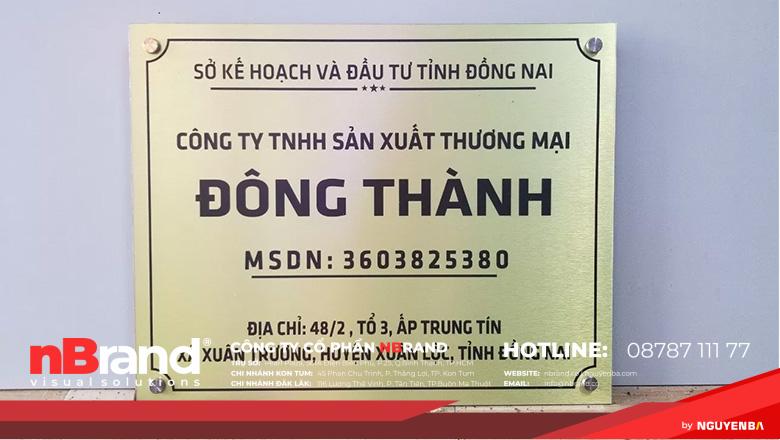 Bảng hiệu công ty làm bằng đồng 6