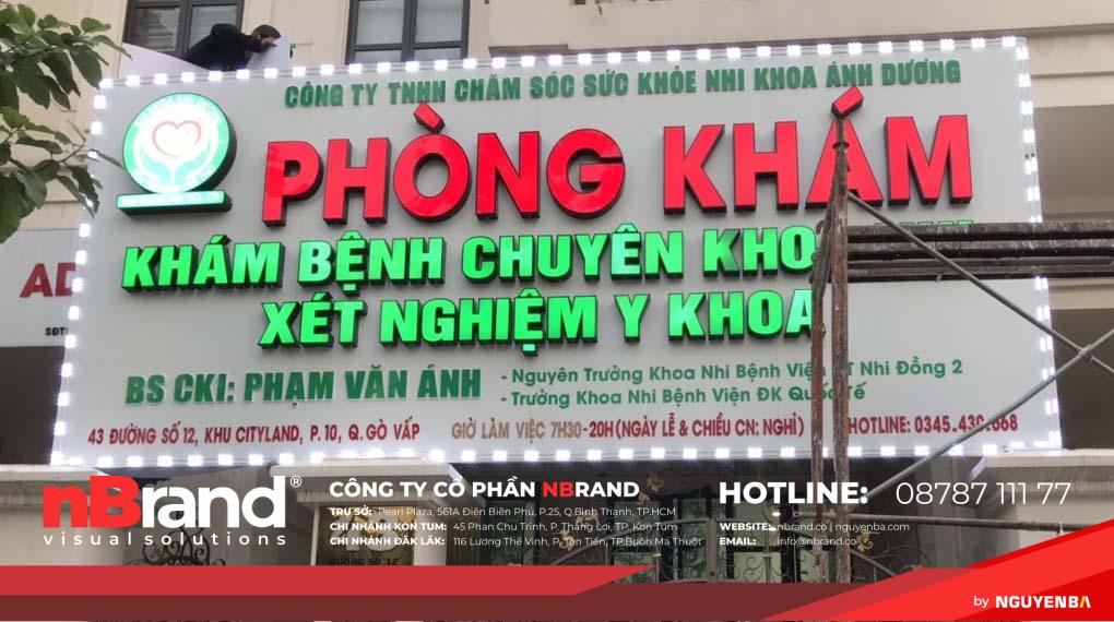 bảng hiệu phòng khám 4