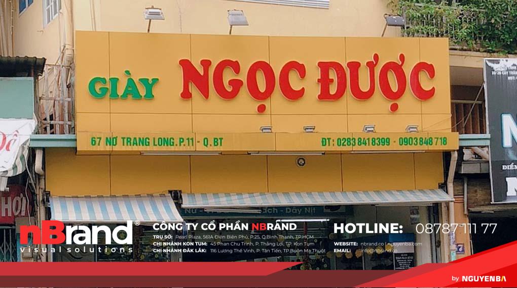 Bảng hiệu shop giày dép 9