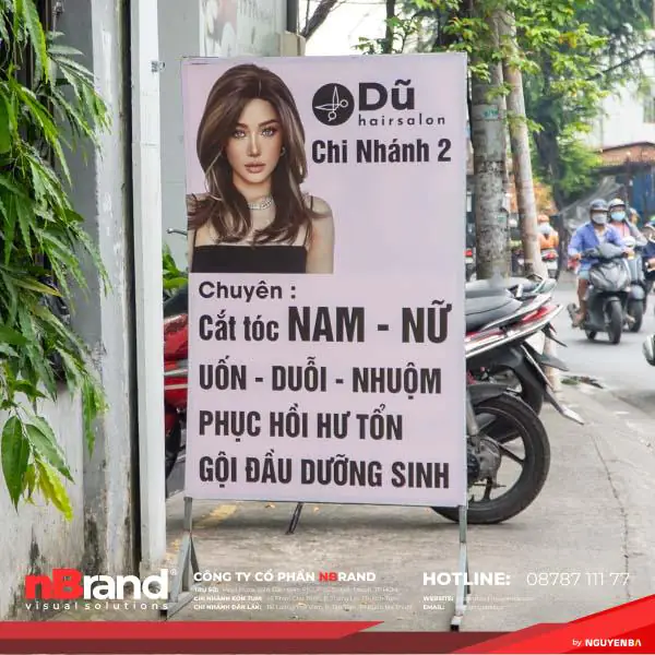 bang-hieu-toc-dung-8-600x600-1 100+ Mẫu Bảng Hiệu Tóc Dựng Đứng Gây Thu Hút Ngay