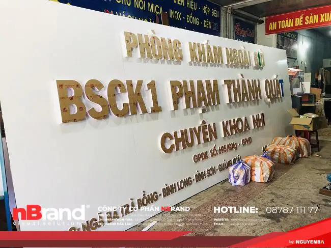 Trọn gói nội thất, bảng hiệu phòng khám 15 Trọn gói nội thất, bảng hiệu phòng khám lam bang hieu phong kham 01